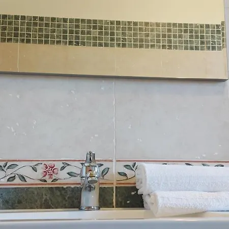 Il Vecchio Acero Montalto delle Marche