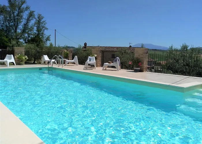 Il Vecchio Acero Montalto delle Marche
